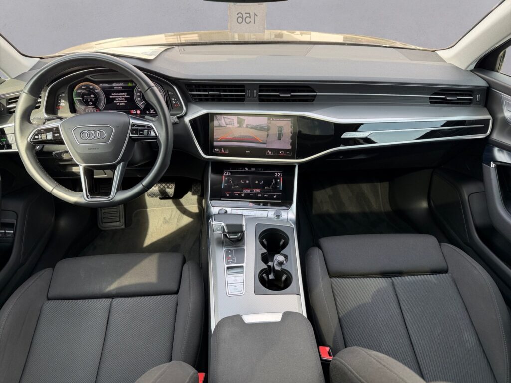 Audi A6 Exposé-Bild 10