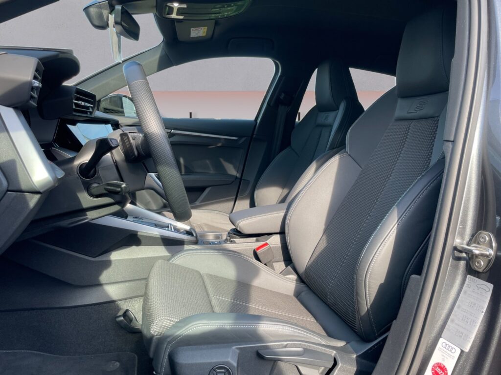 Audi A3 Exposé-Bild 9