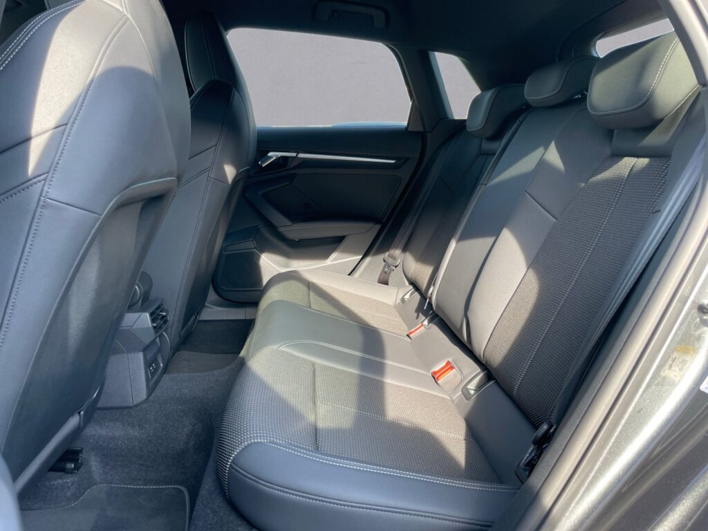 Audi A3 Exposé-Bild 13