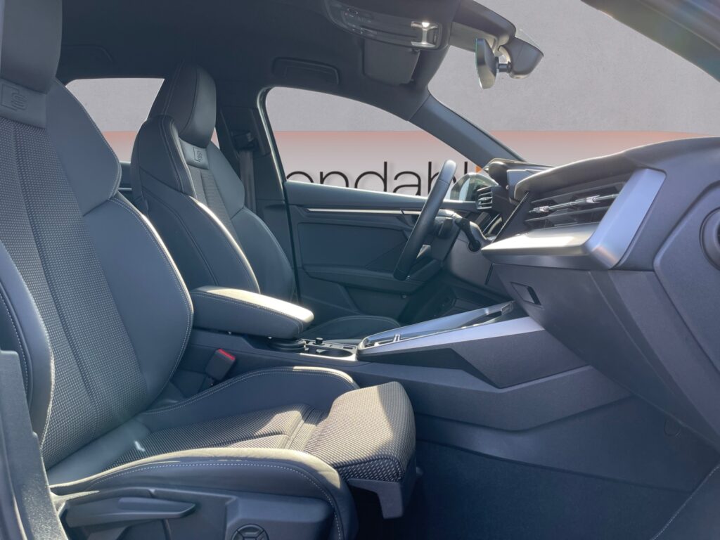 Audi A3 Exposé-Bild 15