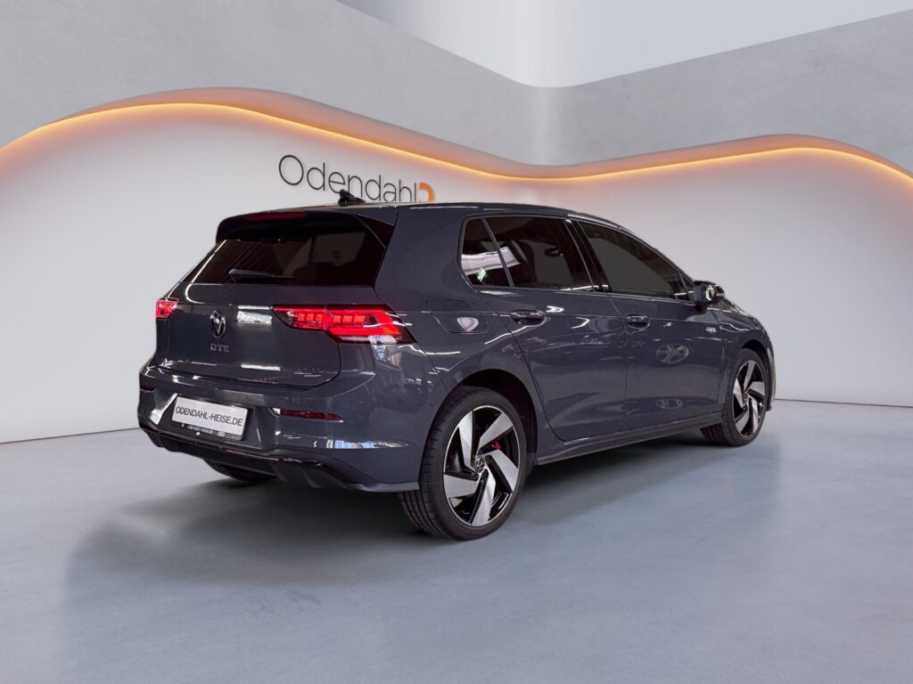 VW Golf Exposé-Bild 5