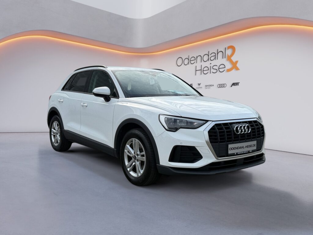 Audi Q3 Exposé-Bild 7