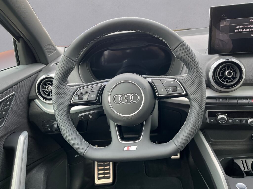 Audi Q2 Exposé-Bild 12