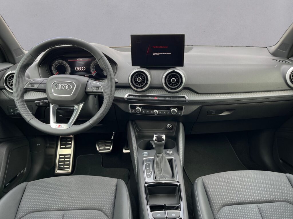 Audi Q2 Exposé-Bild 10