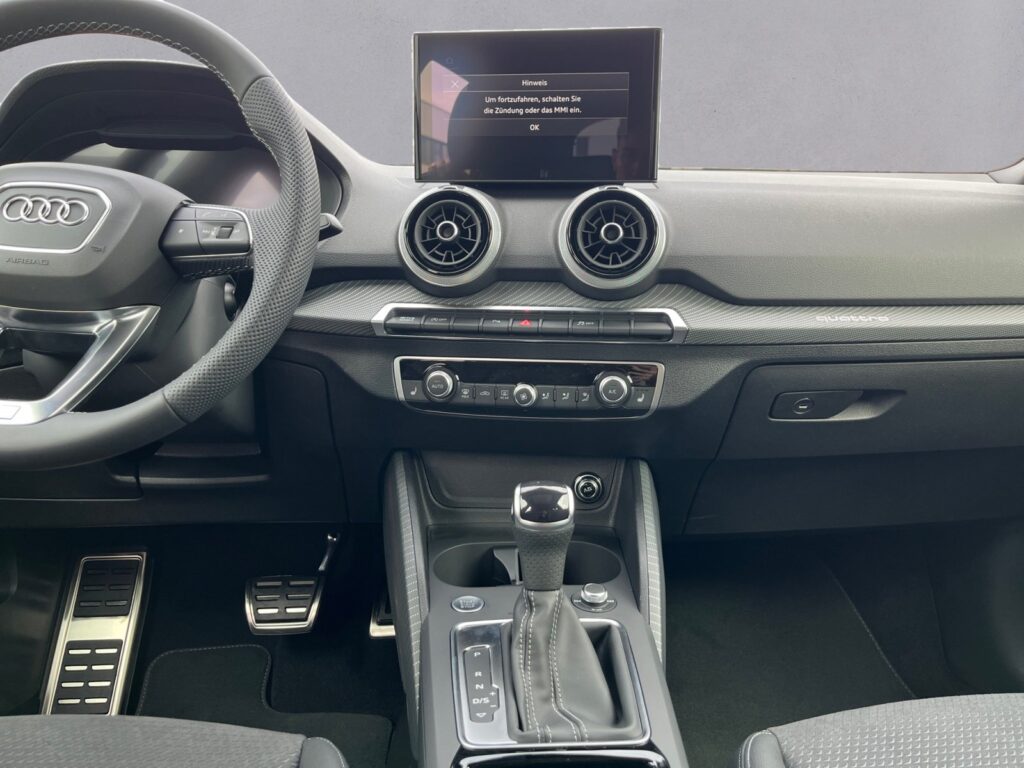 Audi Q2 Exposé-Bild 11