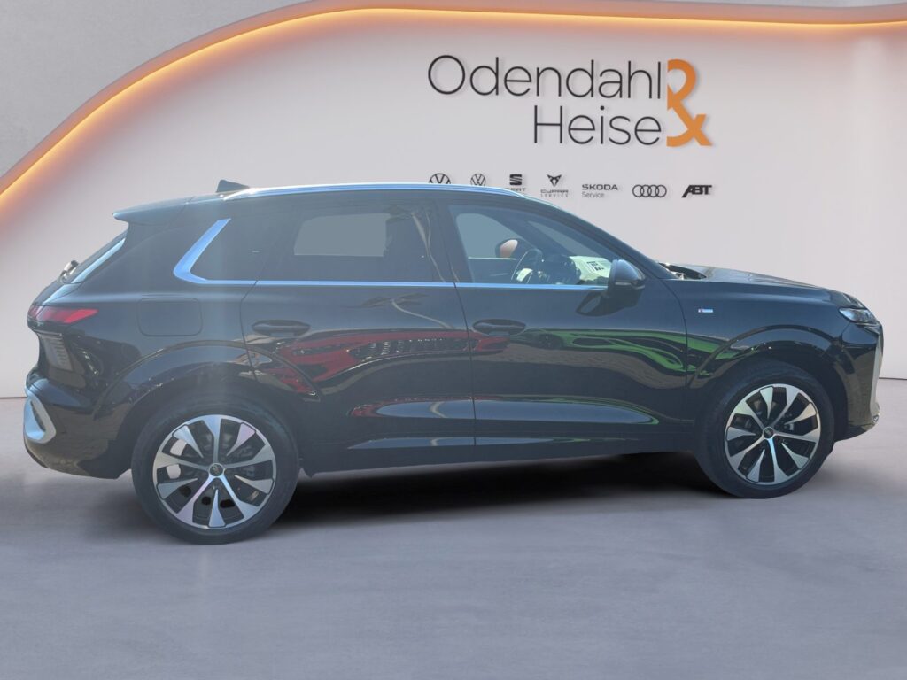 Audi Q3 Exposé-Bild 6