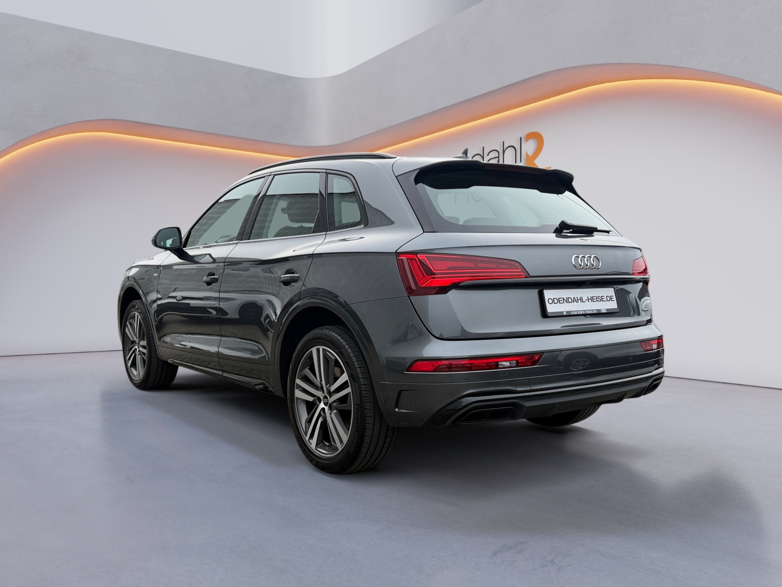 Audi Q5 Exposé-Bild 3