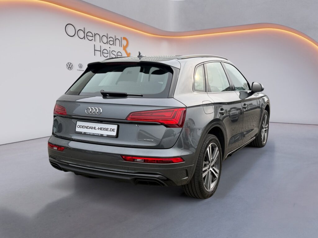 Audi Q5 Exposé-Bild 5
