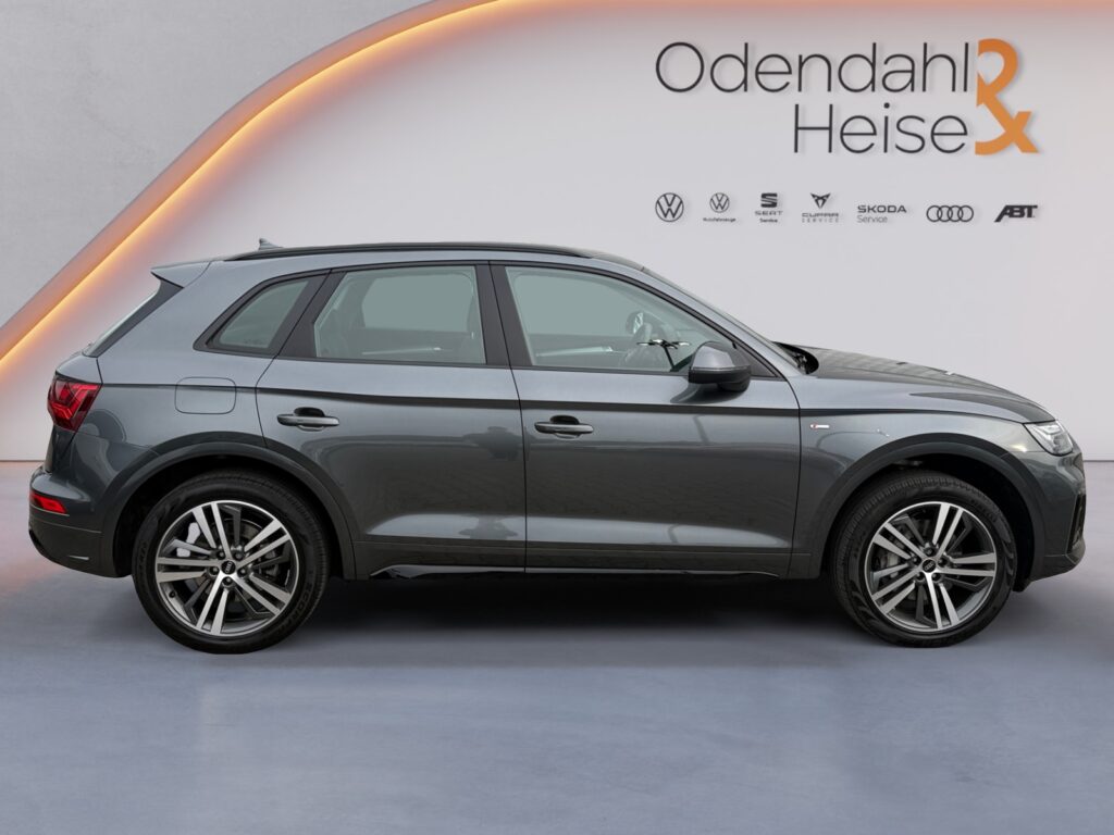 Audi Q5 Exposé-Bild 6