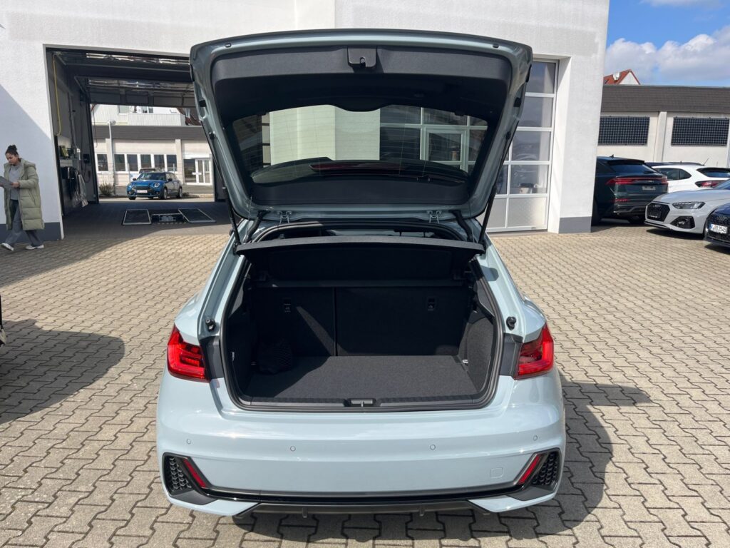 Audi A1 Exposé-Bild 16