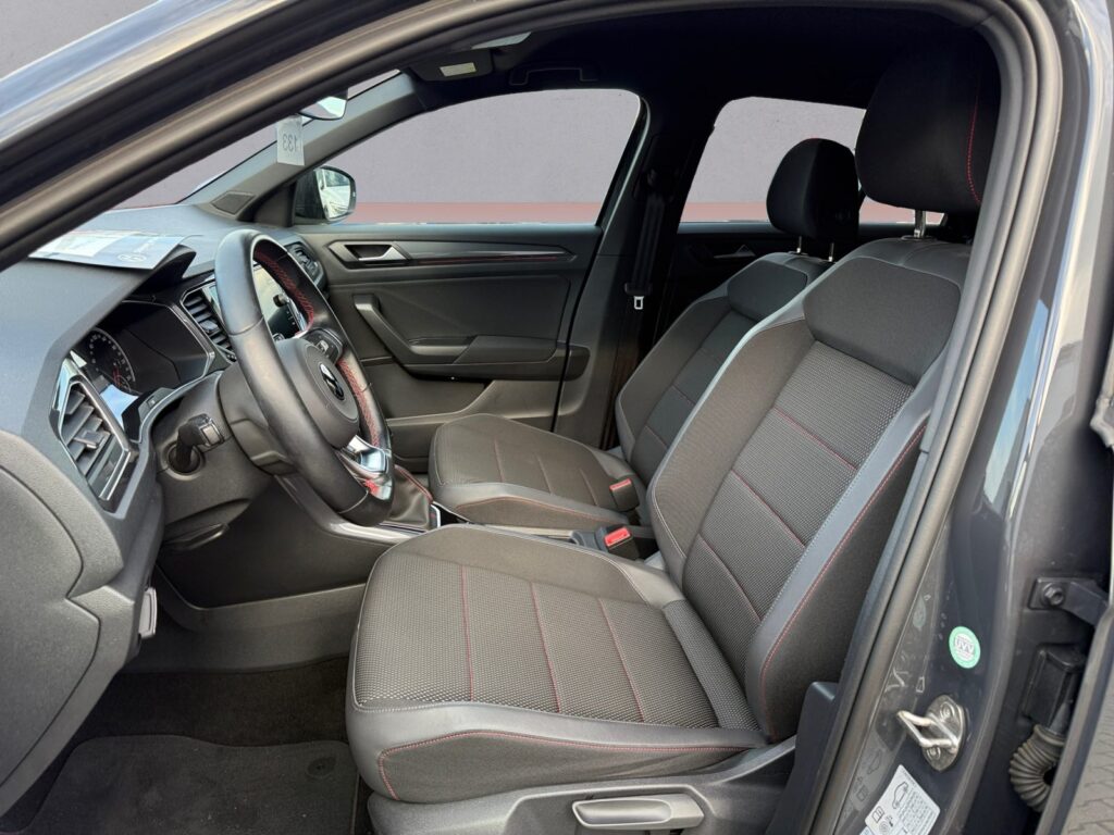 VW T-Roc Exposé-Bild 9