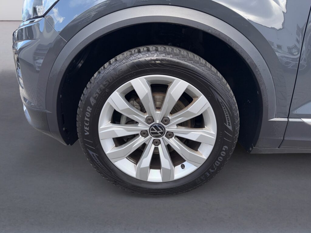 VW T-Roc Exposé-Bild 14