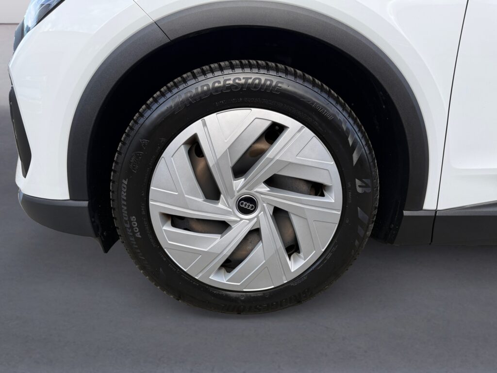 Audi Q4 Exposé-Bild 14