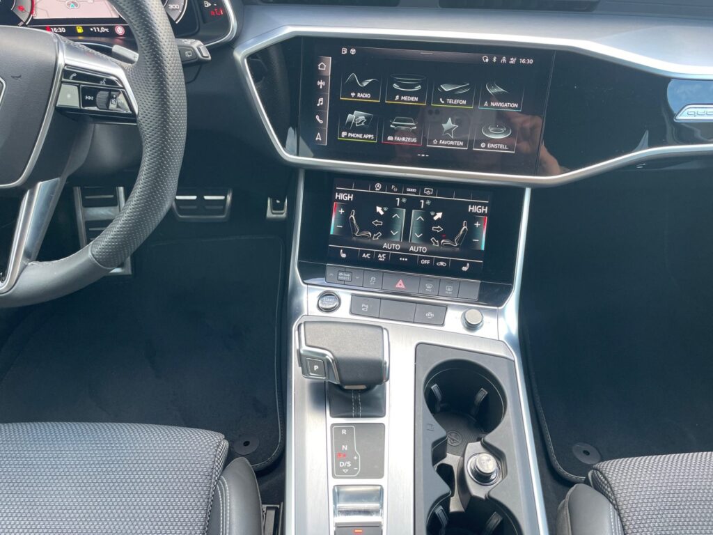 Audi A6 Exposé-Bild 11