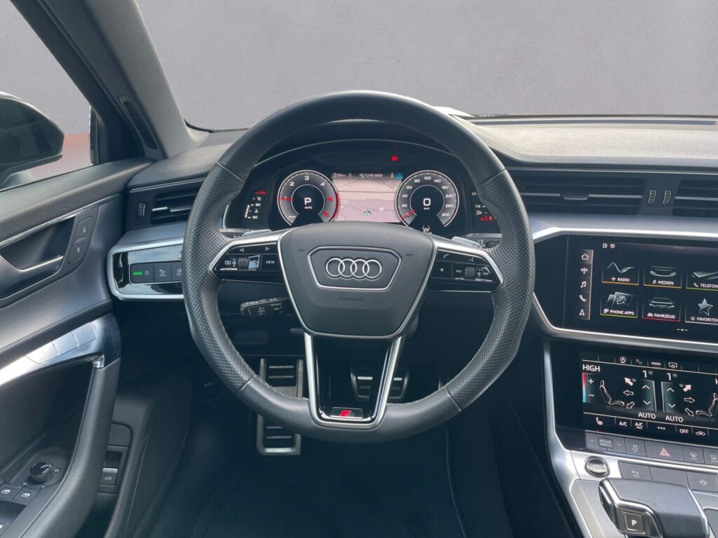 Audi A6 Exposé-Bild 12