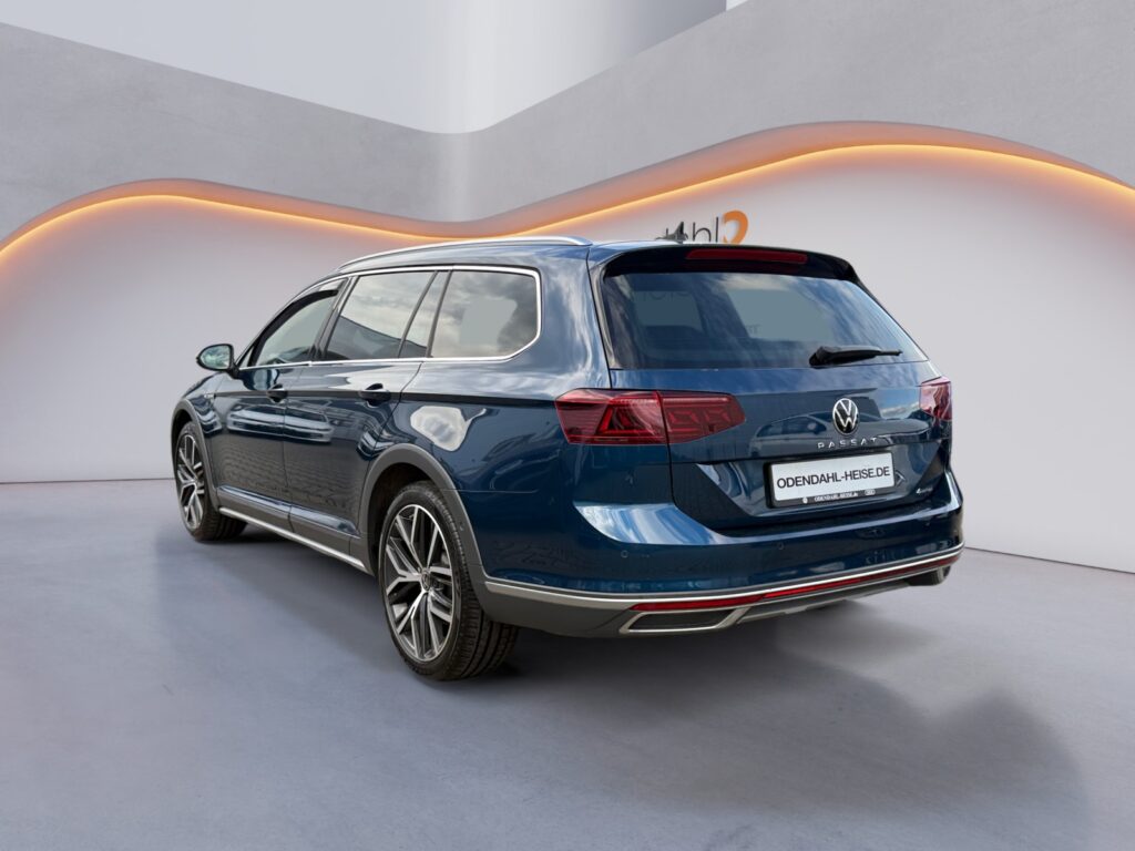 VW Passat Alltrack Exposé-Bild 3