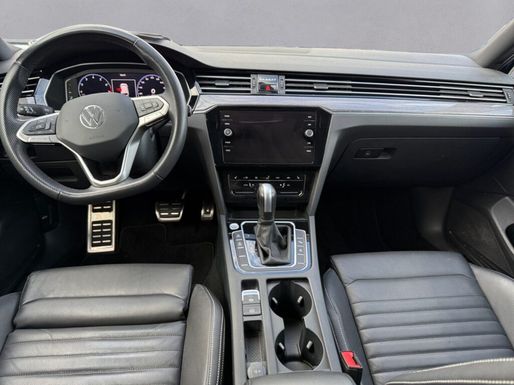 VW Passat Alltrack Exposé-Bild 10