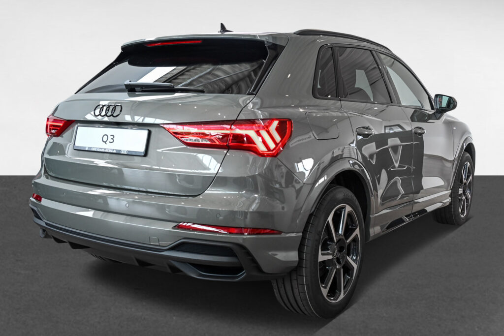 Audi Q3 Exposé-Bild 3