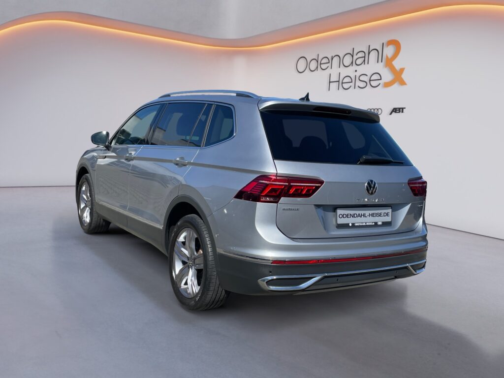 VW Tiguan Allspace Exposé-Bild 3