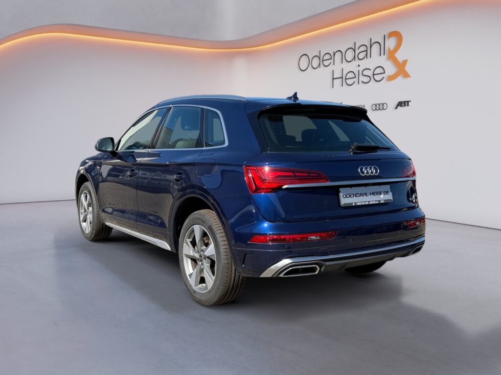Audi Q5 Exposé-Bild 3