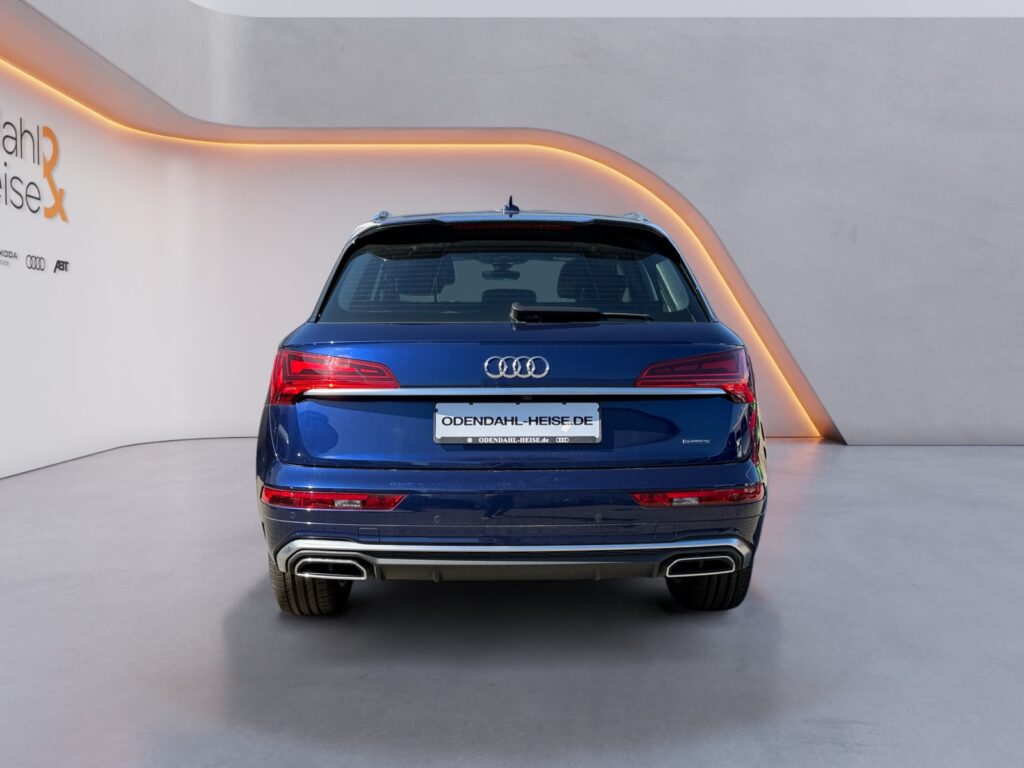 Audi Q5 Exposé-Bild 4