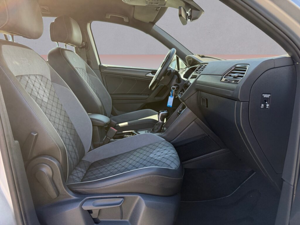 VW Tiguan Exposé-Bild 15