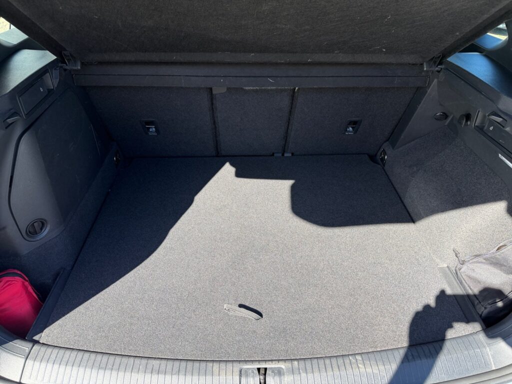 VW Tiguan Exposé-Bild 16