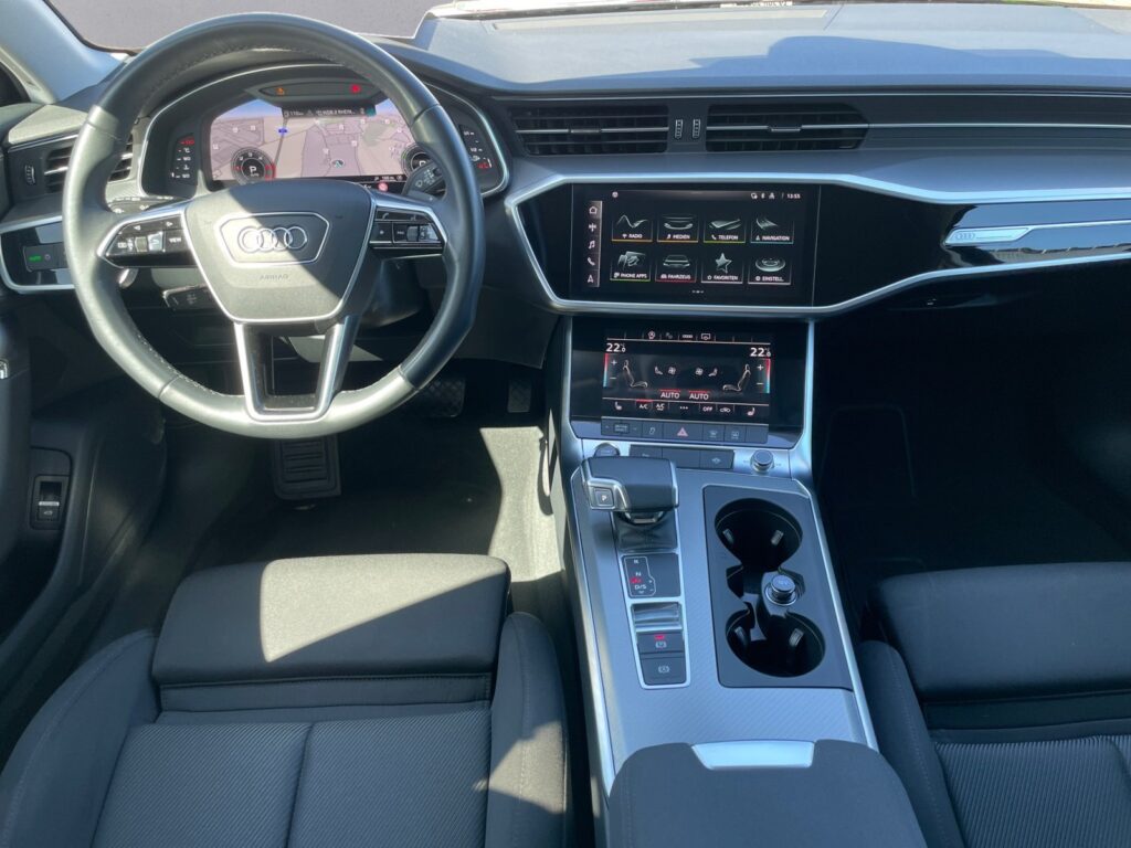 Audi A6 Exposé-Bild 10