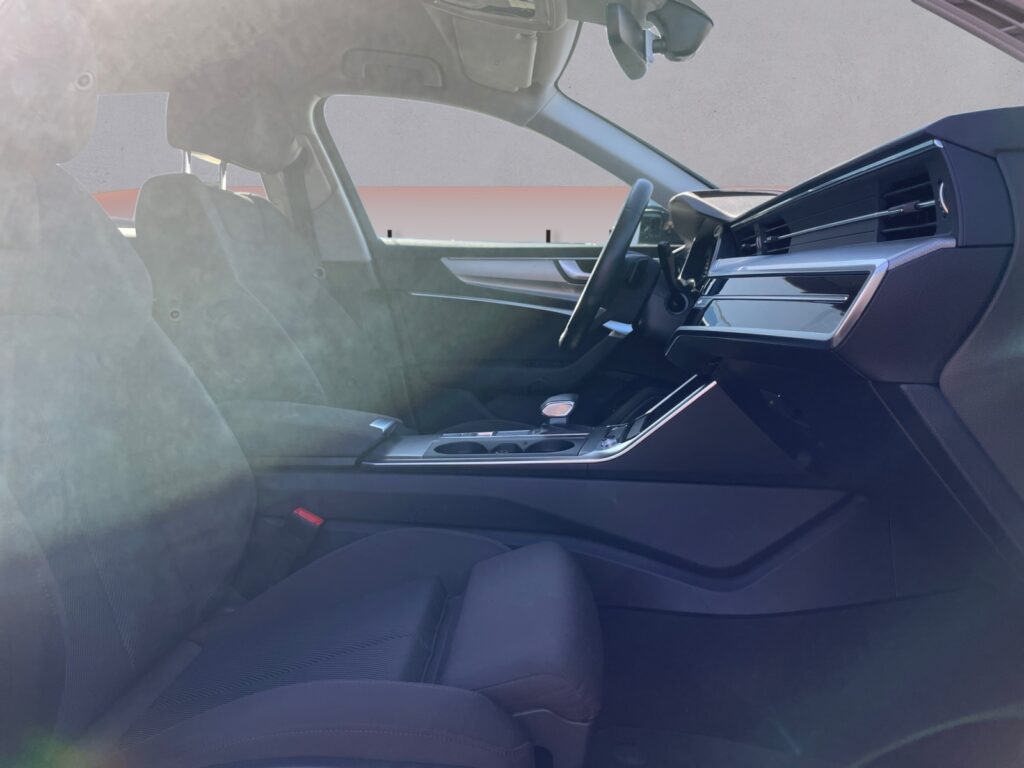 Audi A6 Exposé-Bild 15