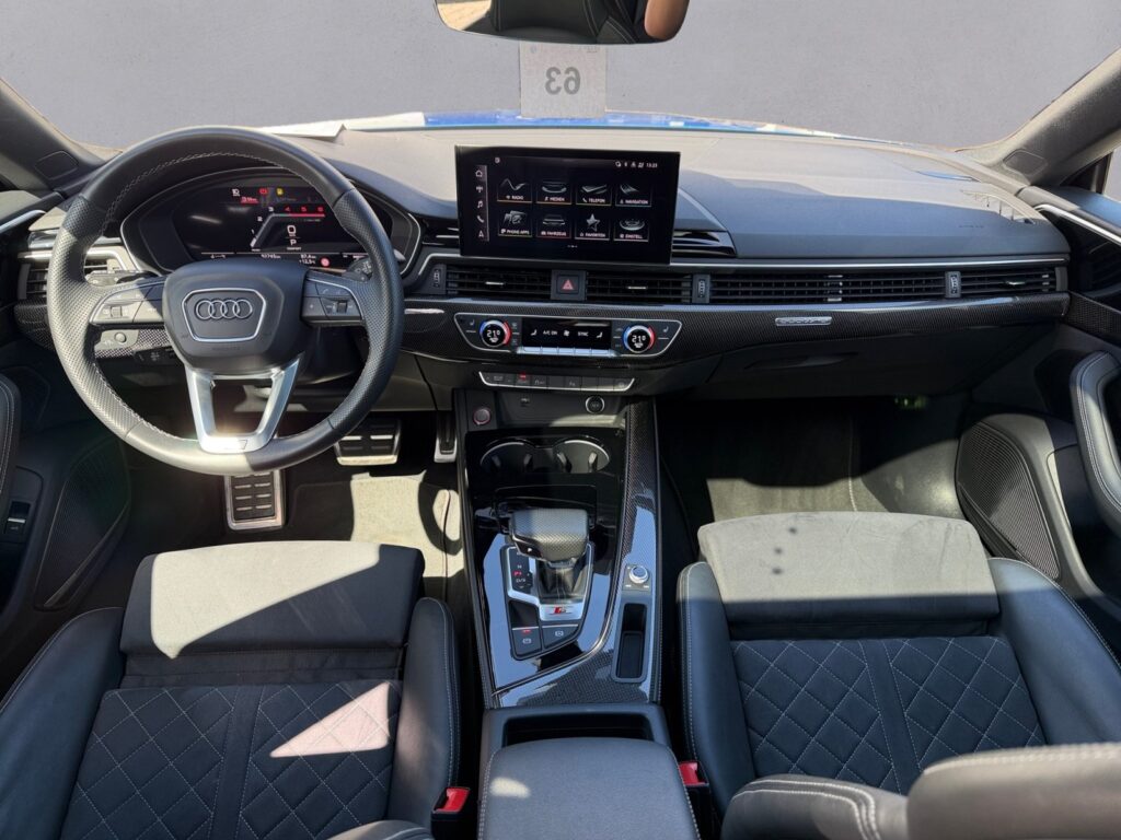 Audi S5 Exposé-Bild 10