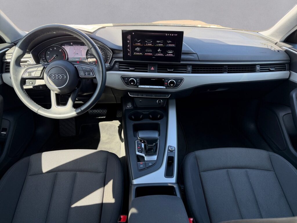 Audi A4 Exposé-Bild 10