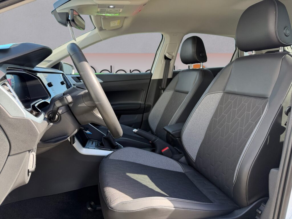 VW Polo Exposé-Bild 9