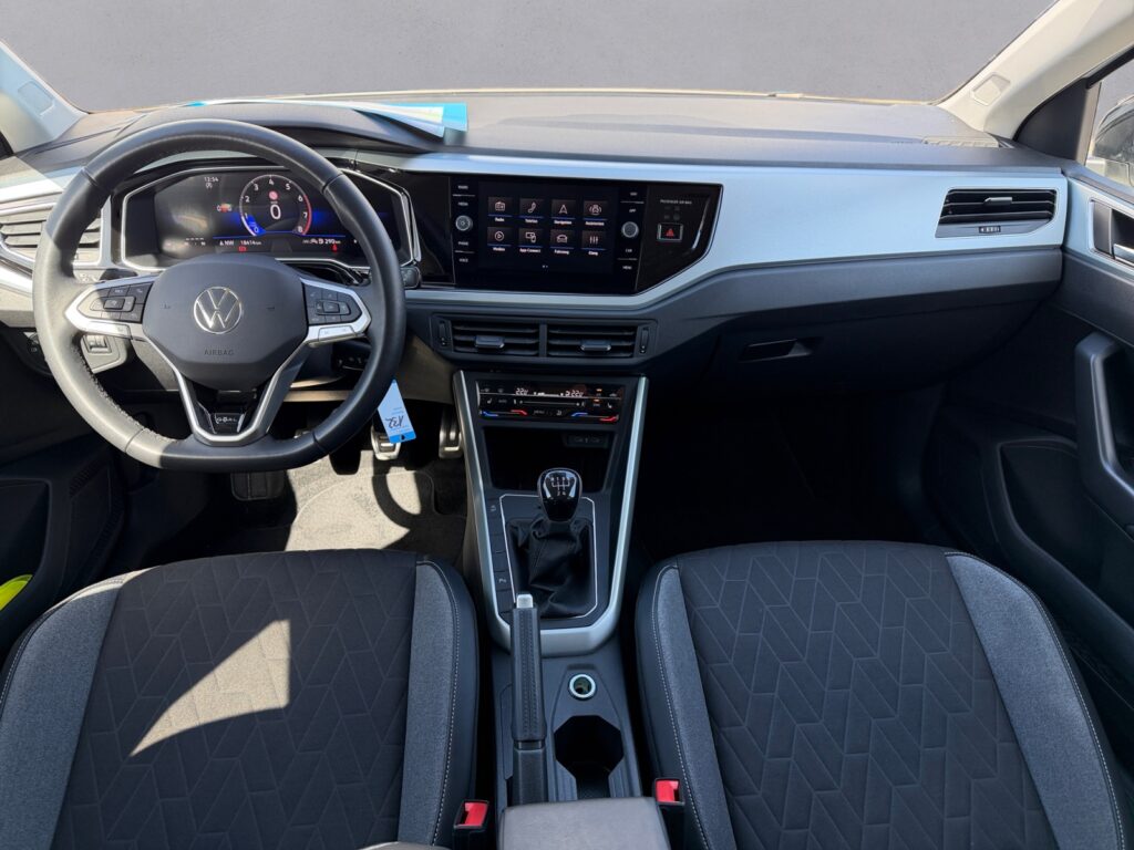 VW Polo Exposé-Bild 10