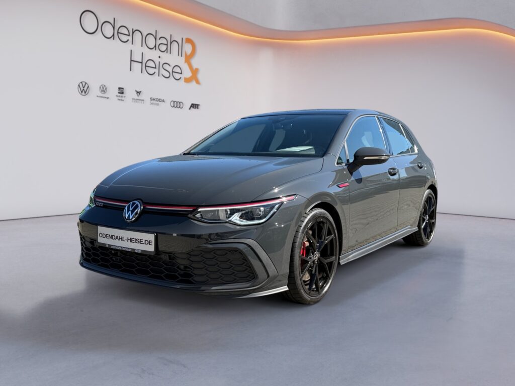 VW Golf Exposé-Bild 1