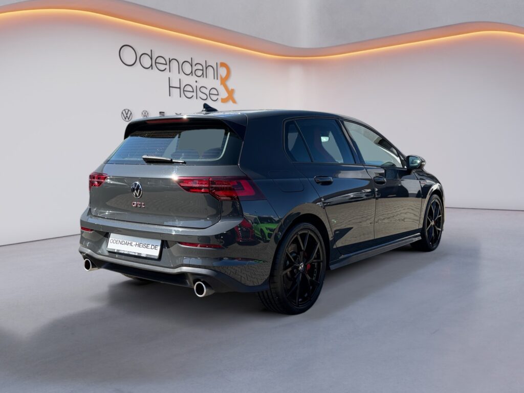 VW Golf Exposé-Bild 5