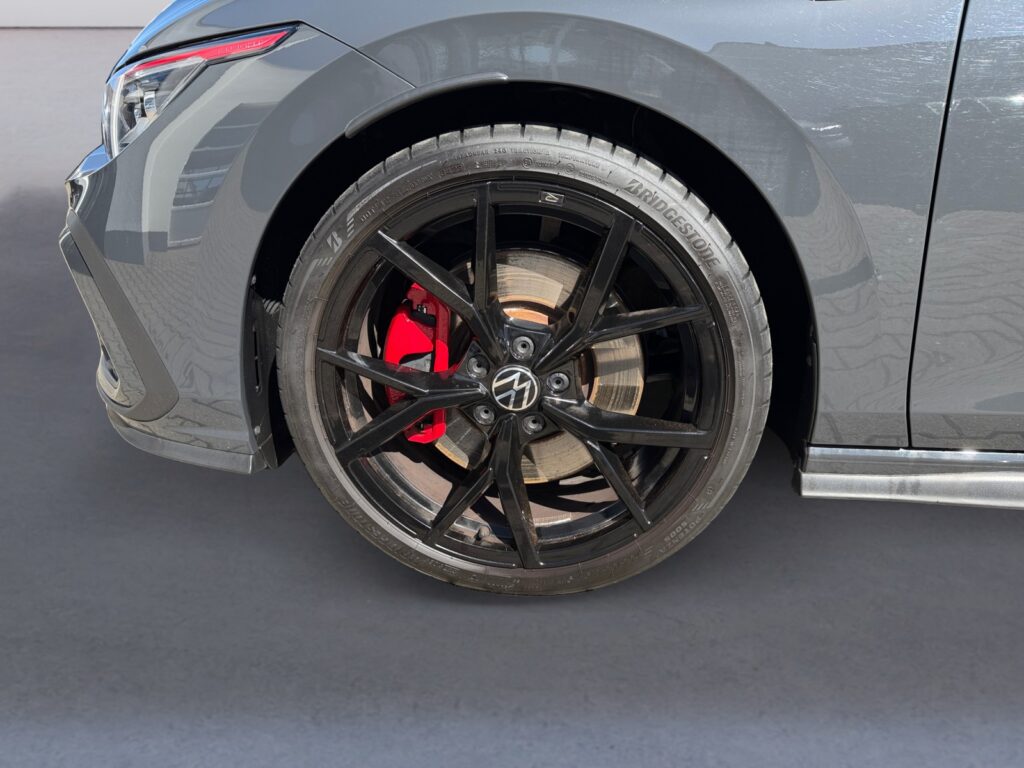 VW Golf Exposé-Bild 14