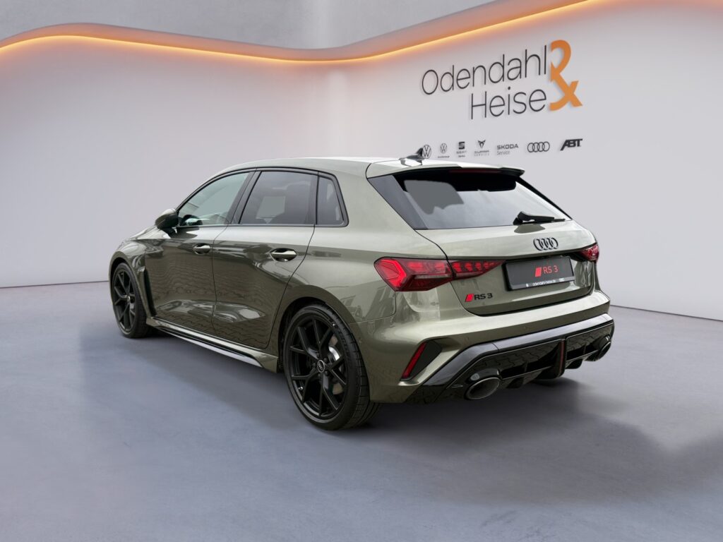 Audi RS3 Exposé-Bild 3