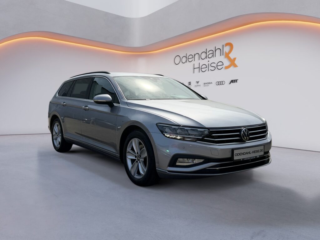 VW Passat Variant Exposé-Bild 6
