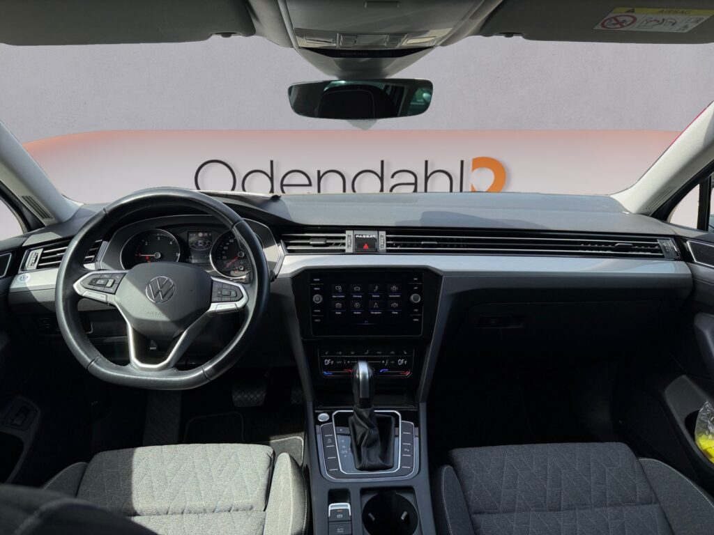 VW Passat Variant Exposé-Bild 9