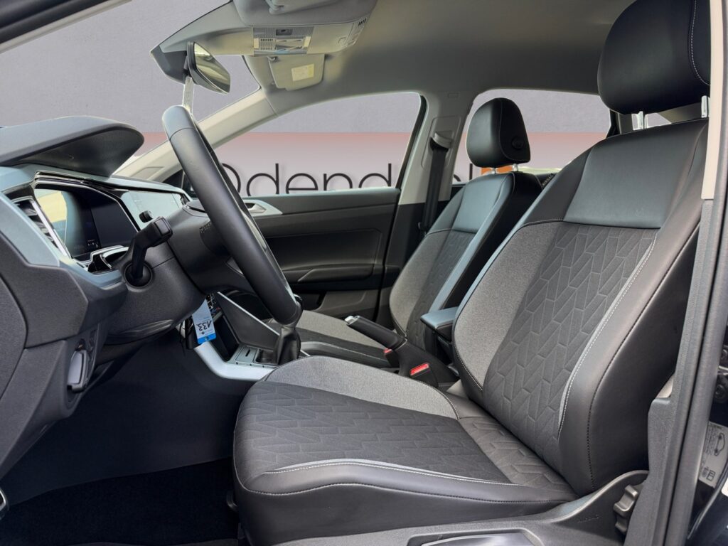 VW Taigo Exposé-Bild 9