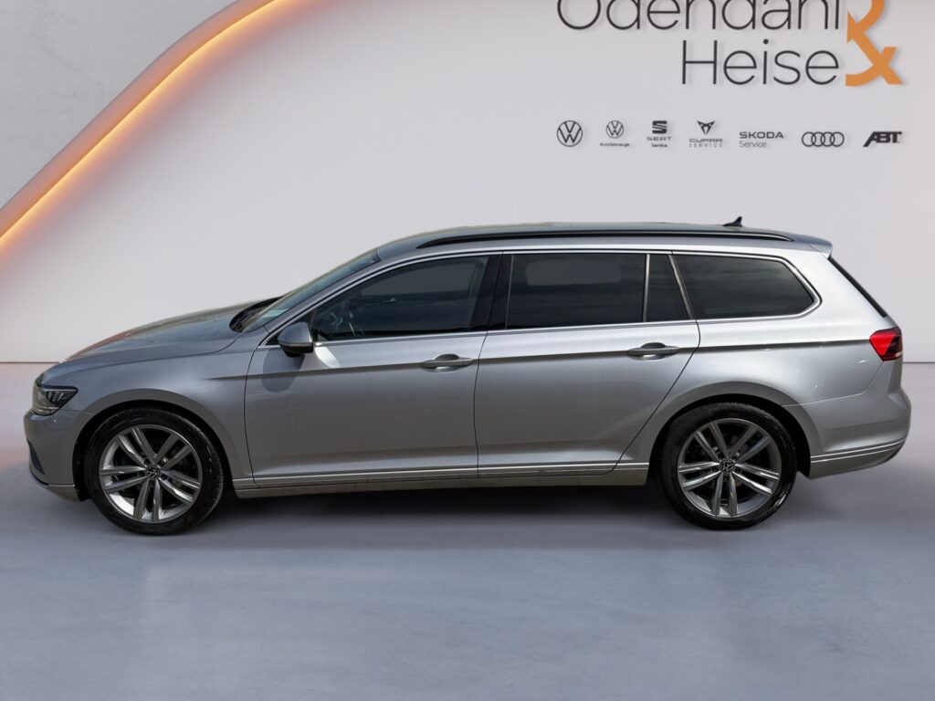 VW Passat Variant Exposé-Bild 2