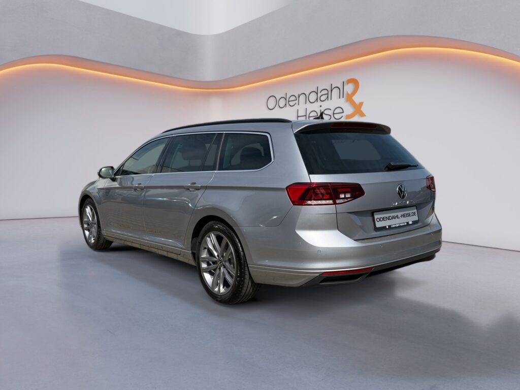 VW Passat Variant Exposé-Bild 3