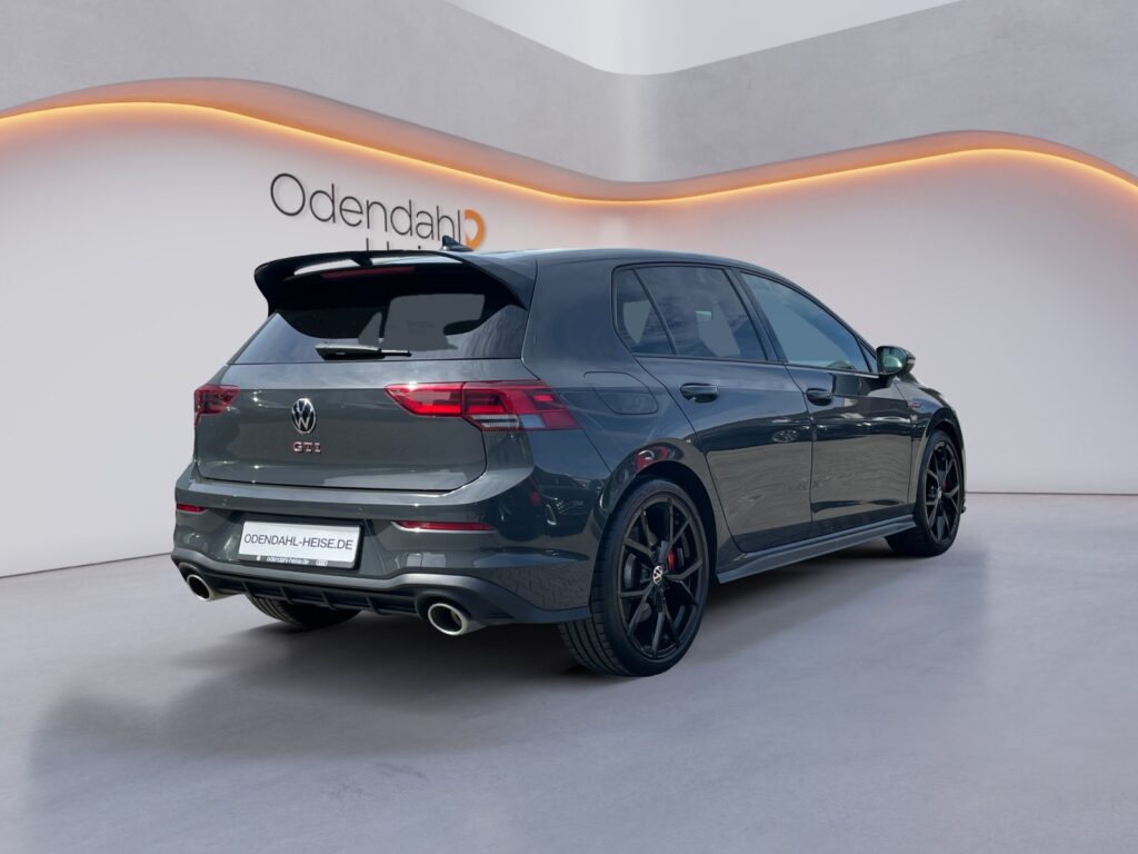 VW Golf Exposé-Bild 5