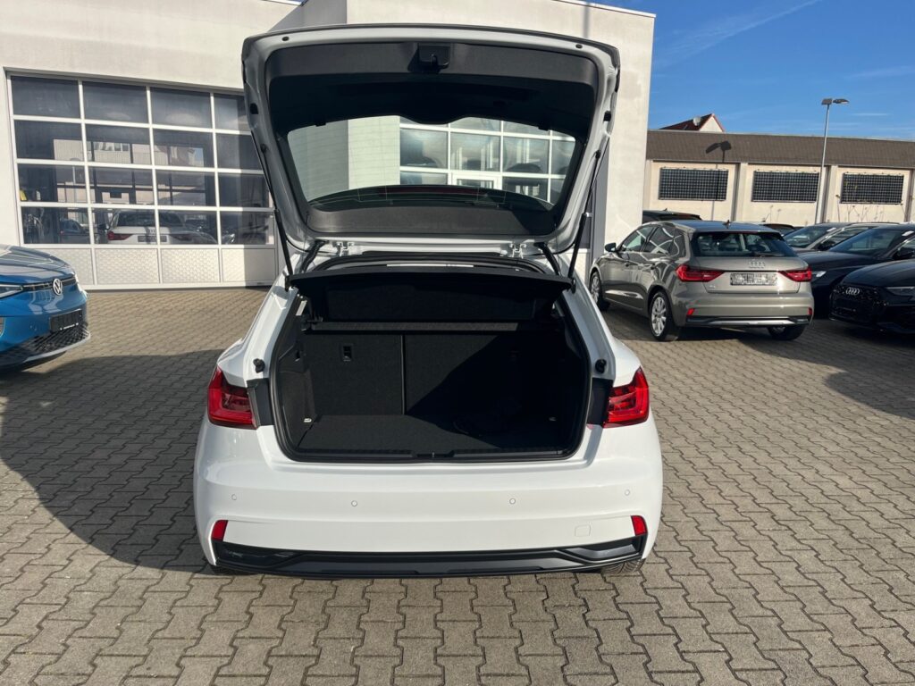 Audi A1 Exposé-Bild 16