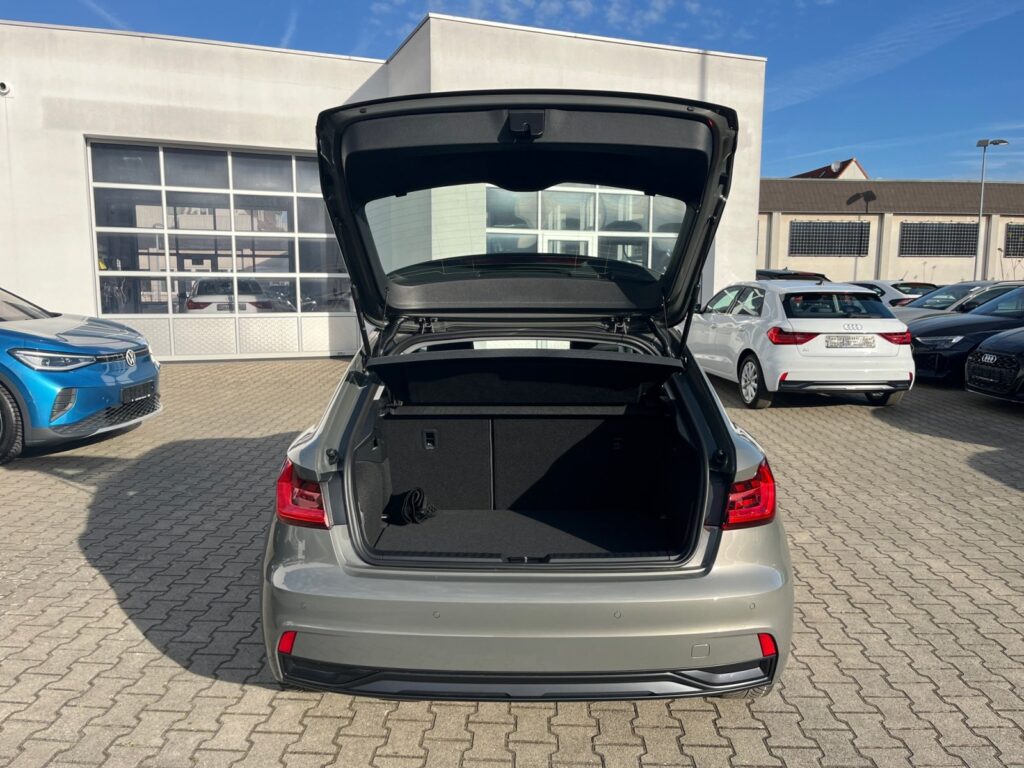 Audi A1 Exposé-Bild 16
