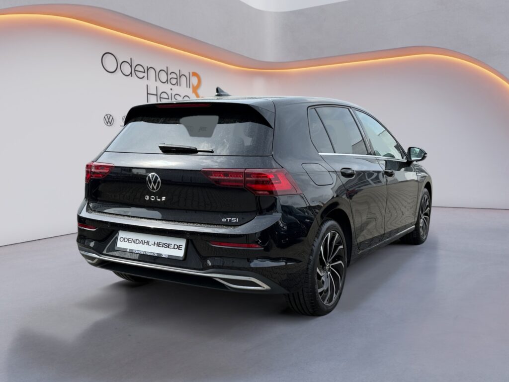 VW Golf Exposé-Bild 5