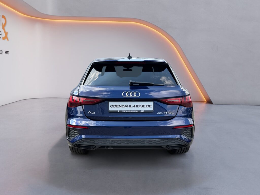 Audi A3 Exposé-Bild 4
