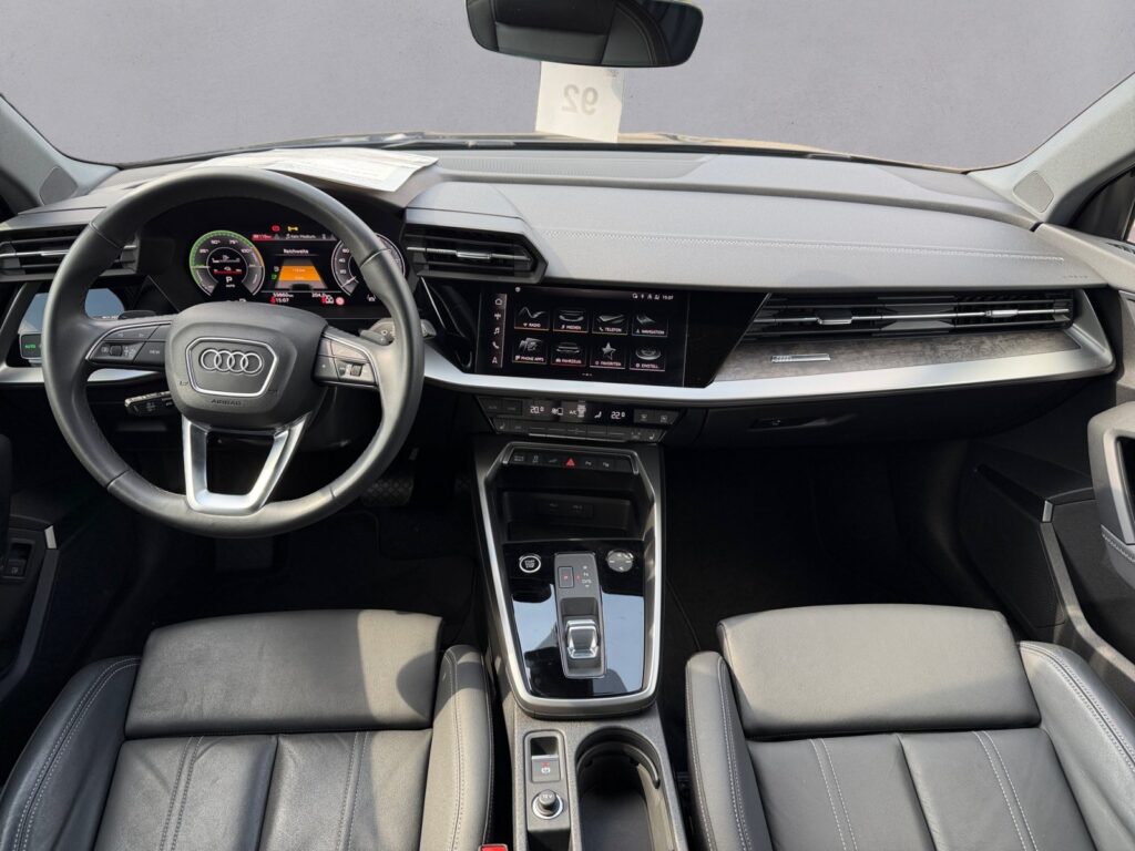 Audi A3 Exposé-Bild 10