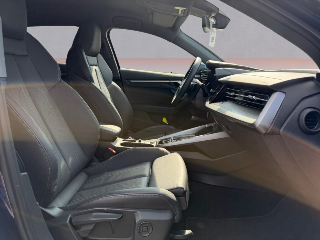 Audi A3 Exposé-Bild 15