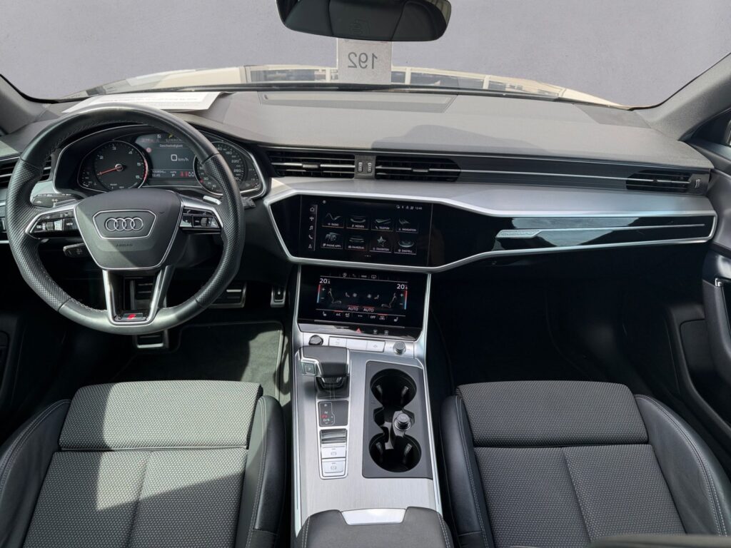 Audi A6 Exposé-Bild 10